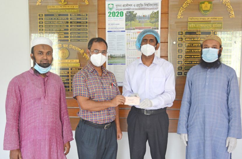 কুয়েটে গরিব মেধাবী শিক্ষার্থীদের জন্য সহায়তার চেক হস্তান্তর