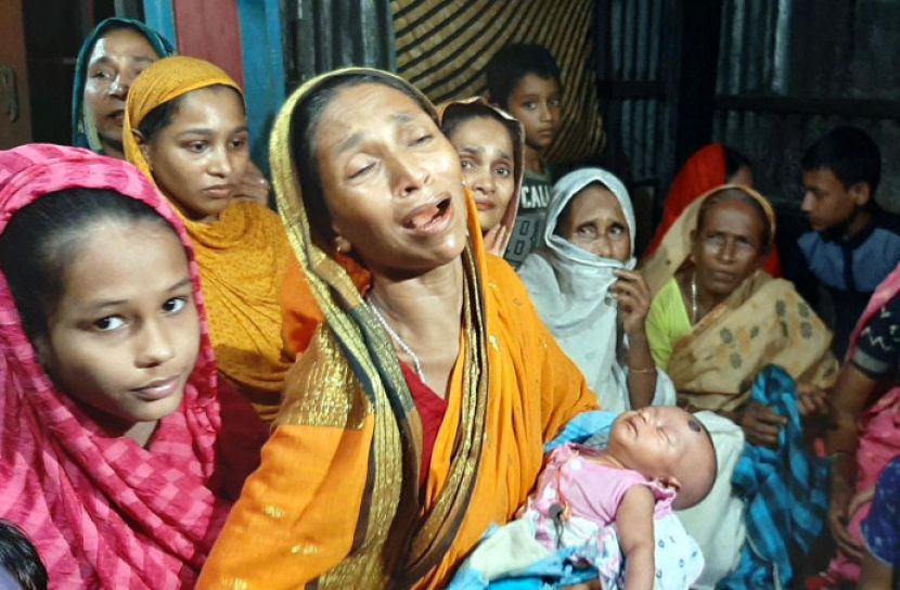 সন্তান কোলে নিহত তারেকের স্ত্রীর আহাজারি