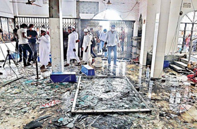 মসজিদে বিস্ফোরণ: মৃতের সংখ্যা বেড়ে ৩১