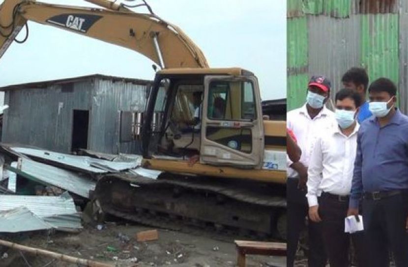 ভোলার ইলিশা ফেরিঘাট এলাকায় শতাধিক অবৈধ স্থাপনা উচ্ছেদ