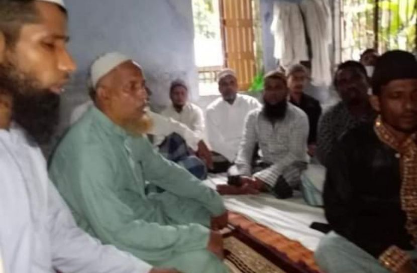 দুর্ঘটনায় নিহত ছয়জন স্মরণে আমুর আয়োজনে মিলাদ মাহফিল