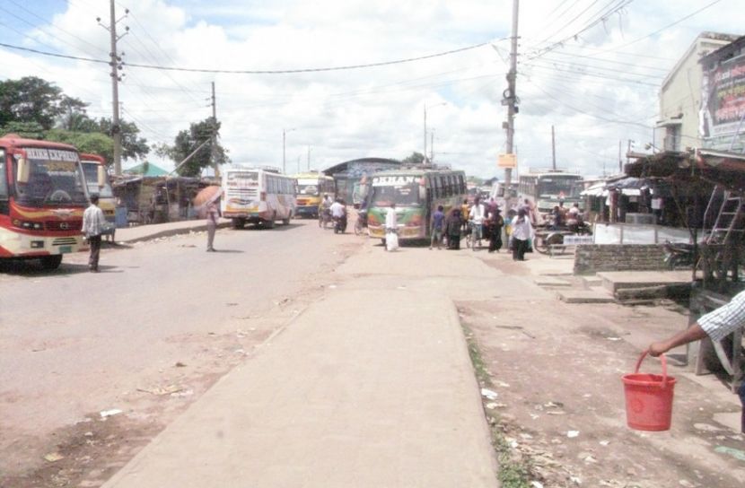 খুলনা-মোল্লারহাট-চিতলমারী রুটে বাস চলাচল বন্ধ