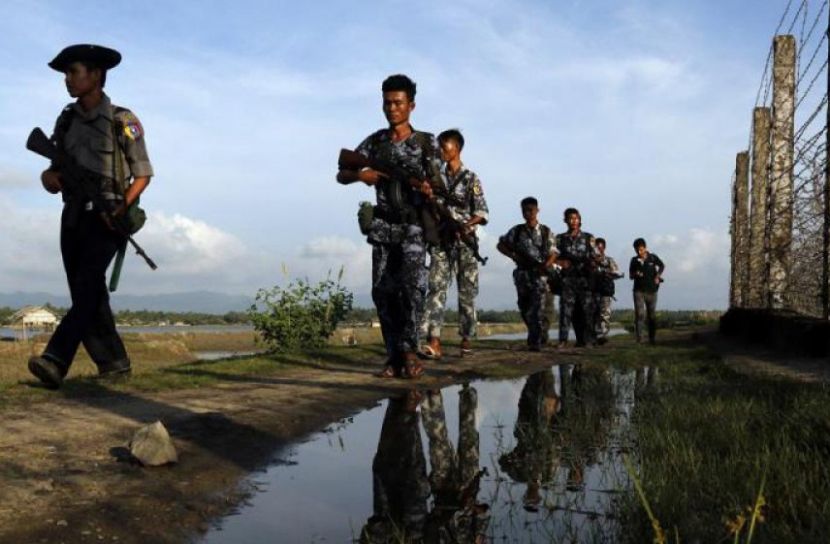 সীমান্তে সৈন্য, মিয়ানমারের রাষ্ট্রদূতকে তলব