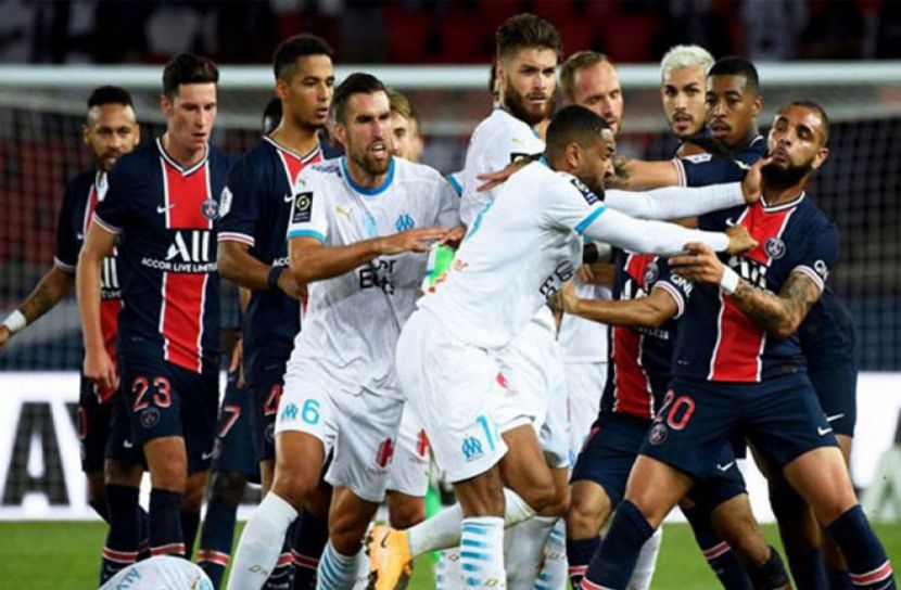 হাতাহাতি আর ৫ লালকার্ডের ম্যাচে হার পিএসজির