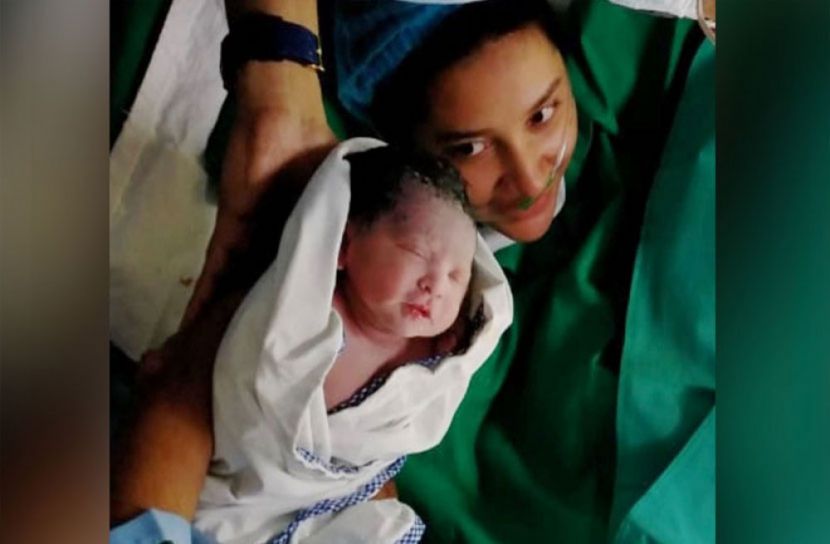 রাজ-শুভশ্রীর কোল জুড়ে সন্তান