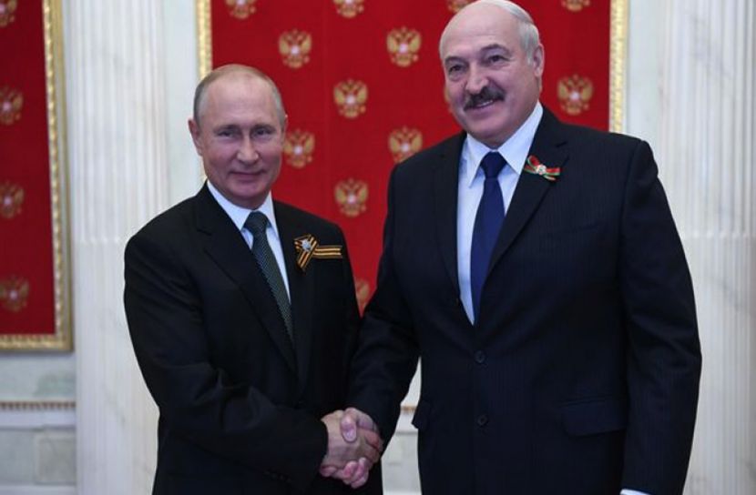 রাশিয়ার প্রেসিডেন্ট ভ্লাদিমির পুতিন ও বেলারুশের প্রেসিডেন্ট আলেক্সান্ডার লুকাশেঙ্কো