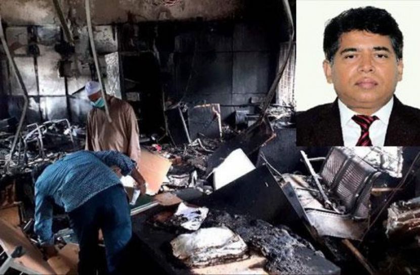 বরিশাল কর ভবনে আগুন, (ইনসেটে) ধোঁয়ায় অসুস্থ অতিরিক্ত কমিশনার