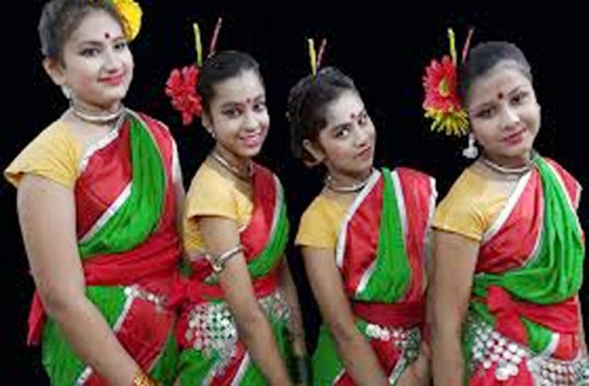 অবহেলিত নৃত্যঙ্গন কেন কুলষিত!