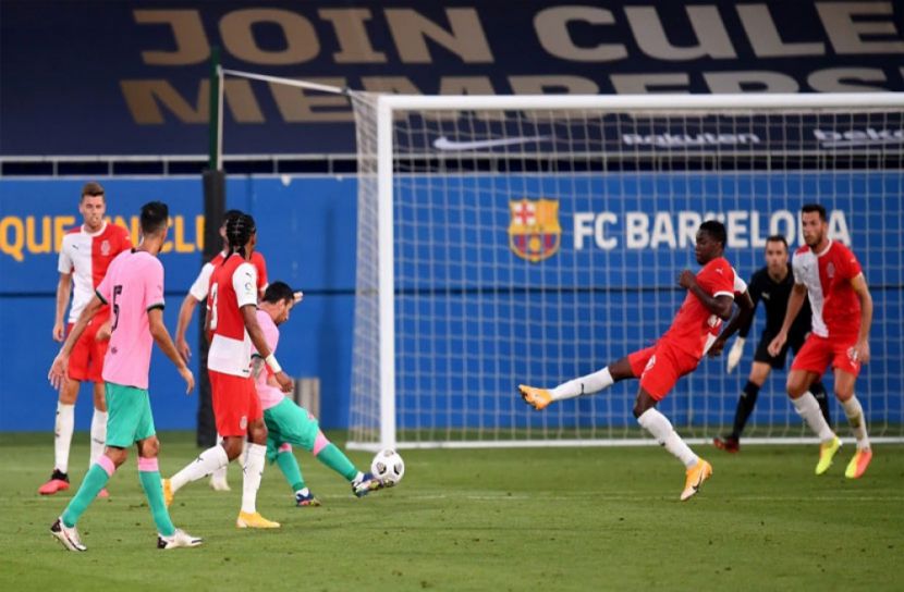 বার্সার জয়ের দিনে মেসির জোড়া গোল