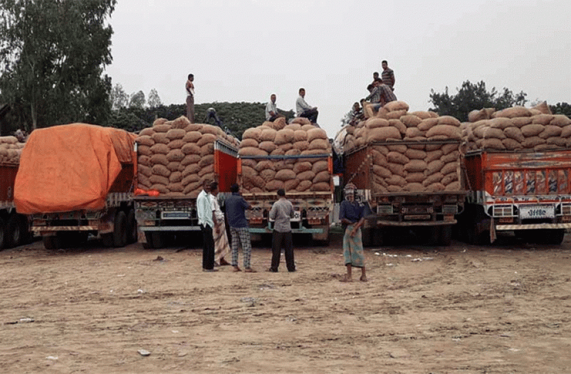 কেনা পেঁয়াজ আসতে পারছে না সীমান্ত পেরিয়ে