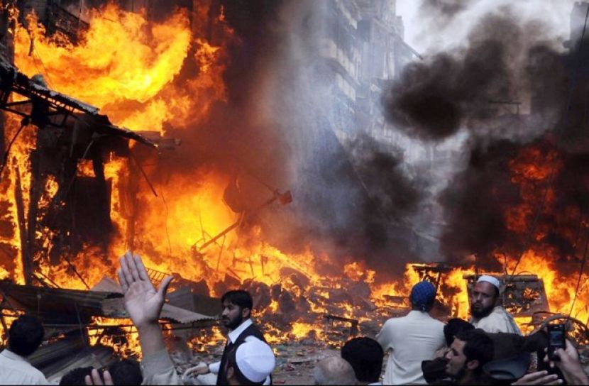 পাকিস্তানে বাড়ছে সাম্প্রদায়িক উগ্রতা