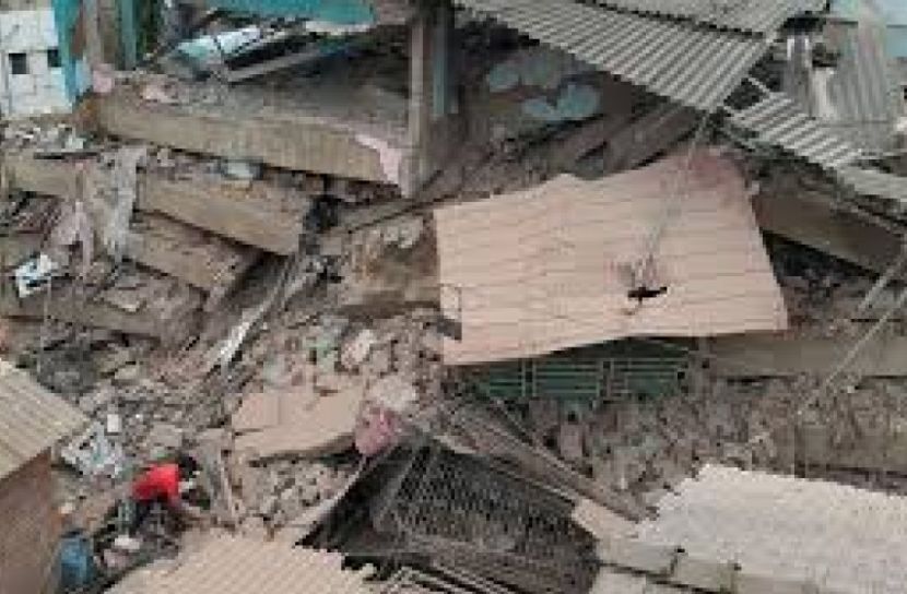 রাজধানীতে  নির্মাণাধীন ভবন ধসে ৩ শ্রমিকের মৃত্যু