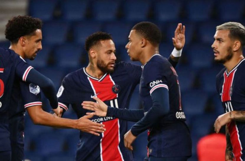 নেইমারের জোড়া গোলে পিএসজির জয়