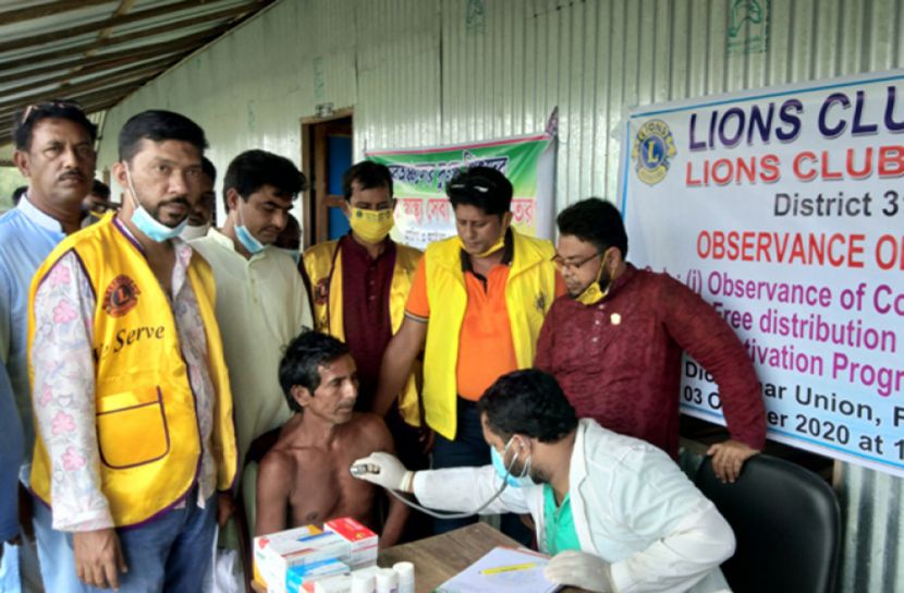 ফরিদপুরের চরাঞ্চলে লায়ন্স ক্লাবের চিকিৎসা সেবা