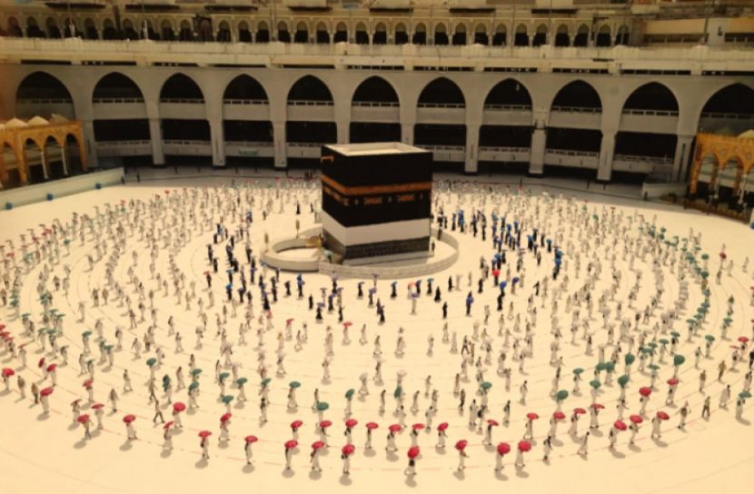 সাত মাস পর চালু হলো ওমরাহ