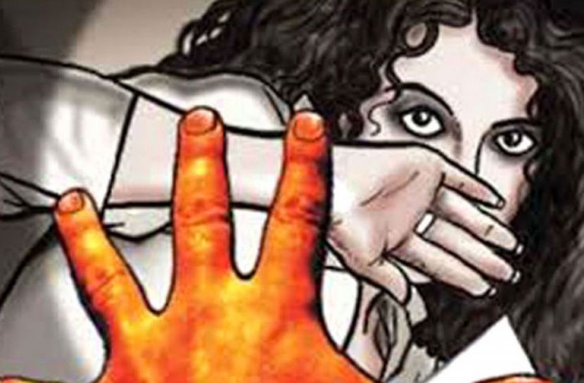 ছাত্রীকে ধর্ষণ করলেন শিক্ষক