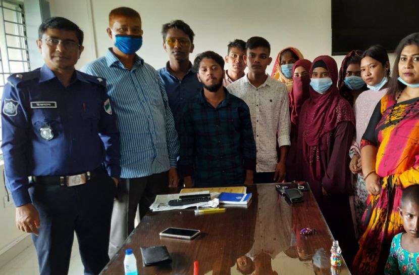 মোংলায় ধর্ষণ ও নারী নির্যাতন বন্ধে পুলিশের ব্যতিক্রমী উদ্যোগ