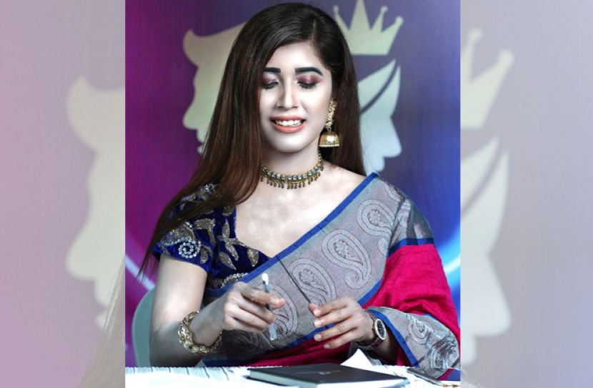 আমাকে চাপ দেবেন না : নায়লা নাঈম