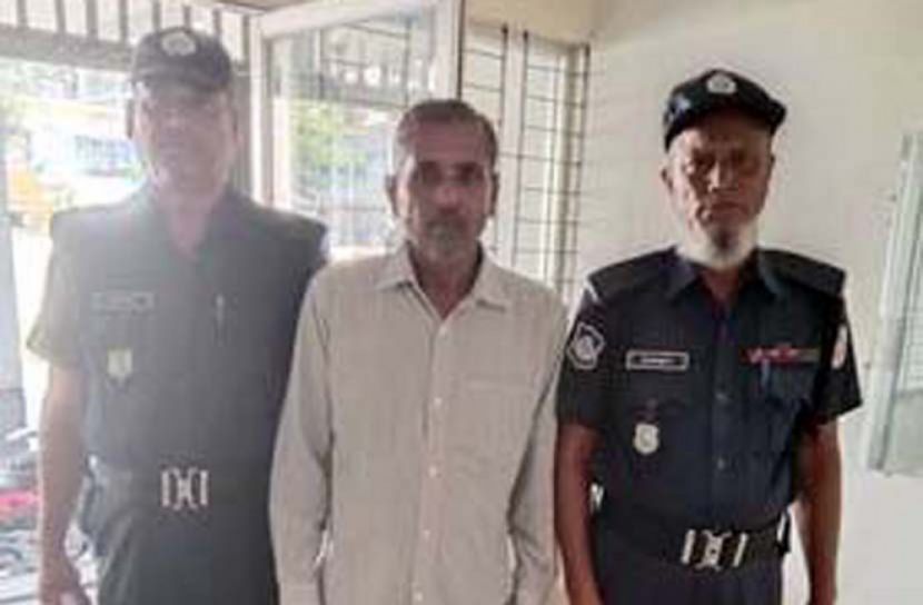 রাজাপুরে হত্যা চেষ্টা মামলার আসামি গ্রেপ্তার