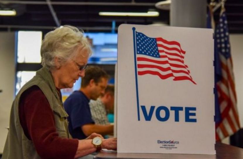 মার্কিন প্রেসিডেন্ট নির্বাচন : আগাম ভোট পড়েছে এক কোটির বেশি