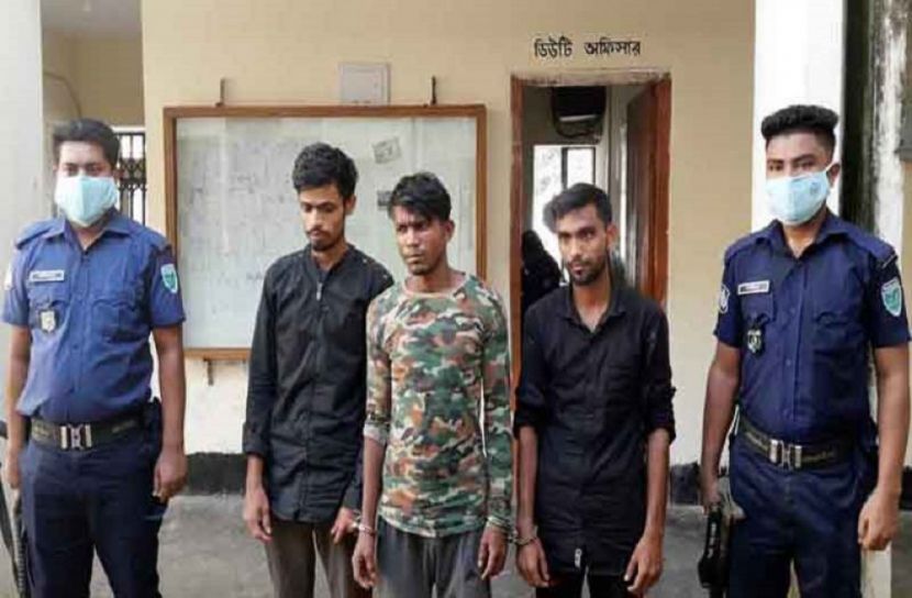 পিতার সহযোগিতায় তরুণীকে গণধর্ষণ