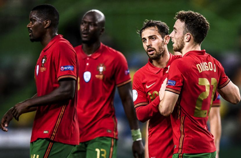 রোনালদোকে ছাড়াই শীর্ষে পর্তুগাল