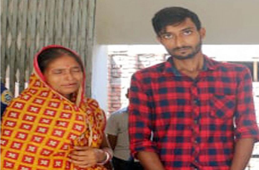 ধর্ষণের অভিযোগে মা-ছেলে আটক