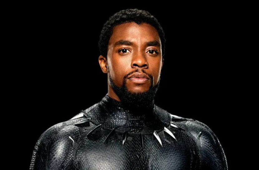 প্রথম কৃষ্ণাঙ্গ সুপার হিরোর স্ত্রী আদালতে