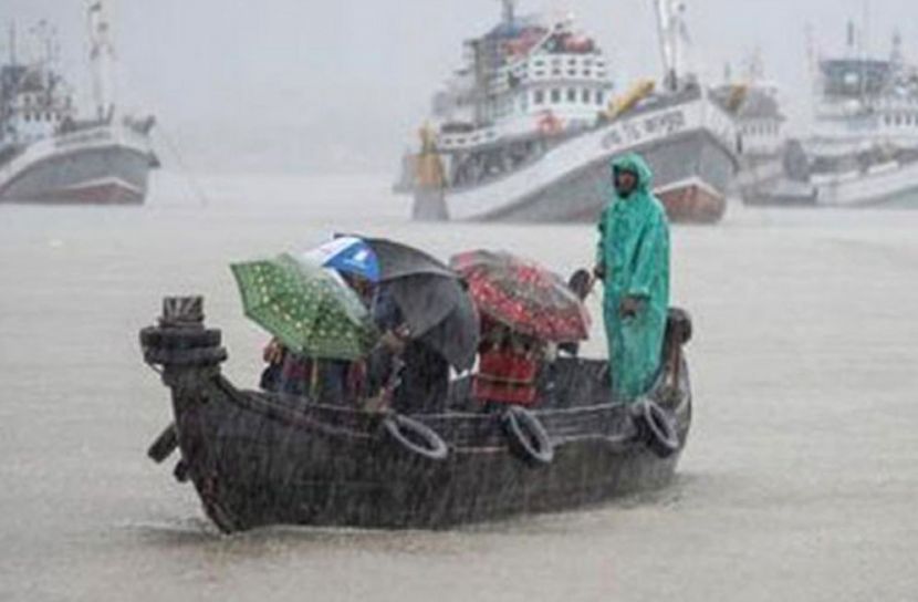 দেশের নদীবন্দরে ২ নম্বর হুঁশিয়ারি সংকেত