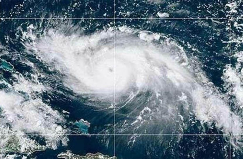 সাগরে নিম্নচাপ-সমুদ্রবন্দরে ৪ নম্বর হুঁশিয়ারি সংকেত