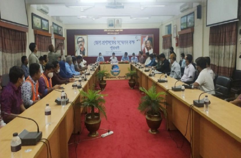 ঘূর্ণিঝড় মোকাবেলায় পটুয়াখালীতে প্রস্তুত ৯০০ আশ্রয়কেন্দ্র 