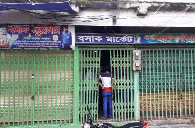 বোয়ালমারীতে সালিশ অমান্য করে কাজে বাধা