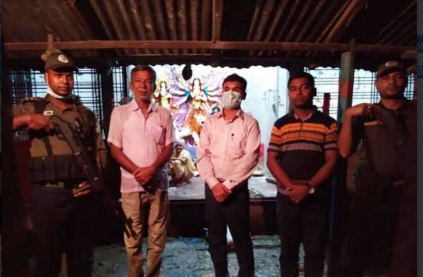 নলডাঙ্গা ইউএনও’র বিভিন্ন পূজা মন্ডপ পরিদর্শন