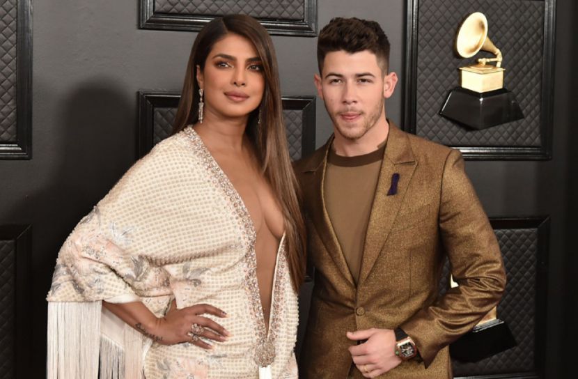 স্বামীর পোশাক চুরি করলেন প্রিয়াঙ্কা