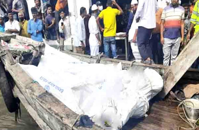 আগুনমুখা নদীতে স্পিডবোট ডুবি :  ৫ জনের মরদেহ উদ্ধার