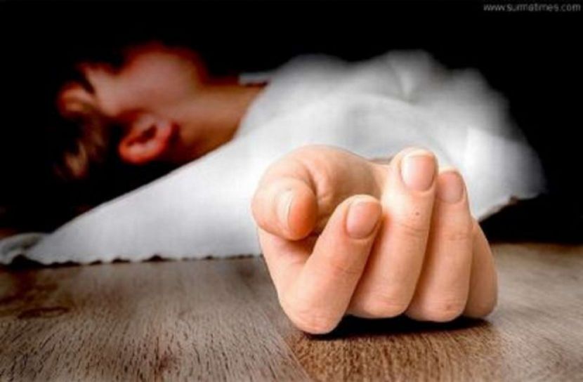 বিয়ের দাবিতে প্রেমিকের বাড়িতে গিয়ে লাশ হলো তরুণী