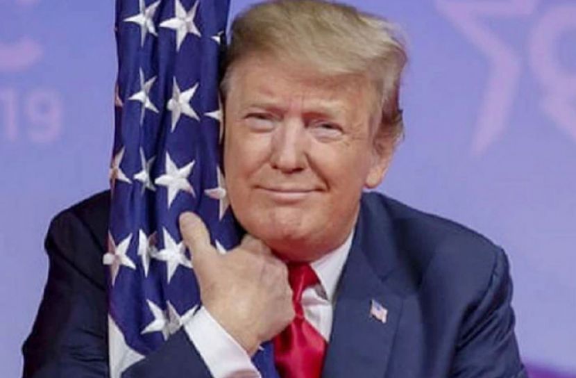 ট্রাম্পকেই  আগাম ভোট দিলেন ট্রাম্প