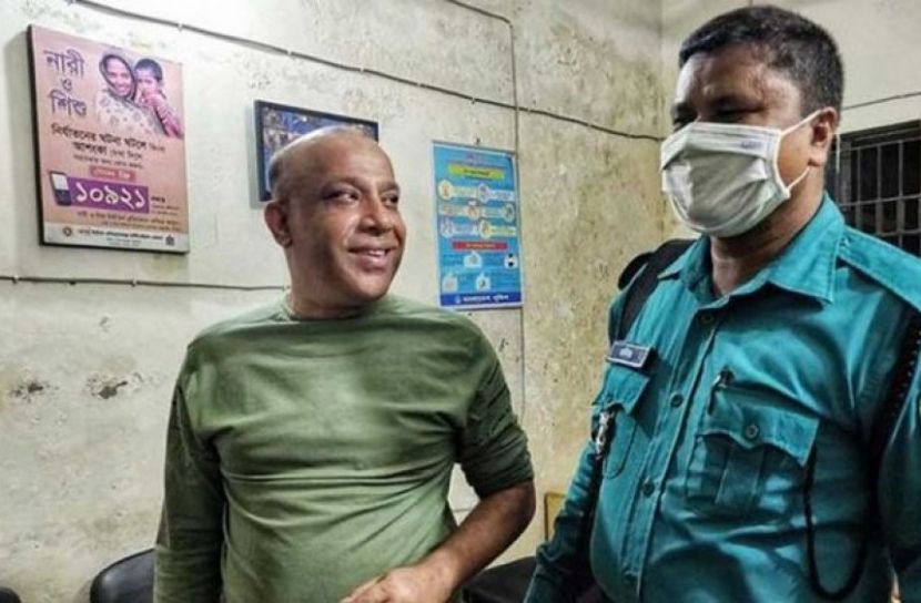 টোকন ঠাকুর গ্রেফতার