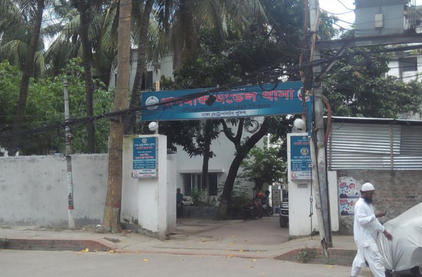 তিনদিনের রিমান্ডে ধানমন্ডি থানায় ইরফান ও জাহিদুল