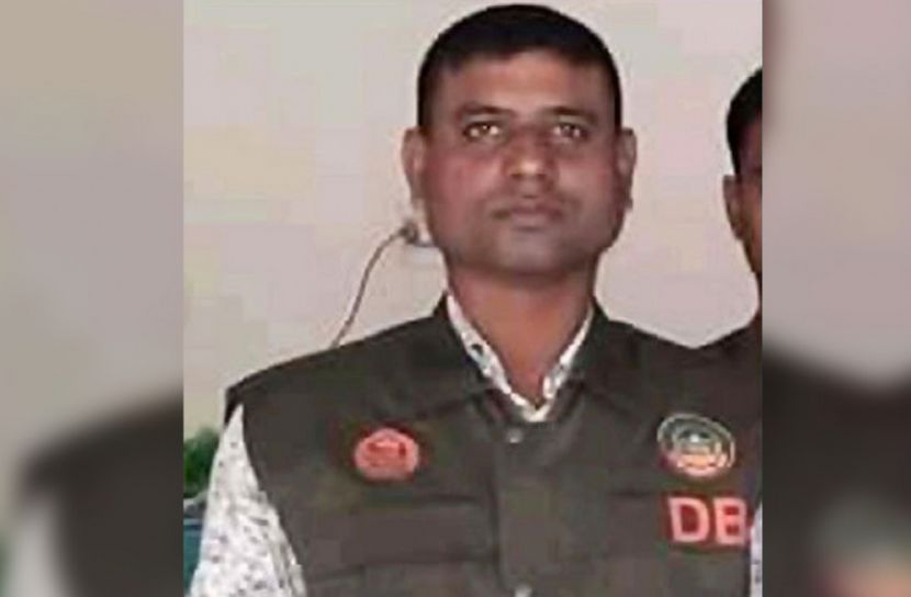 অবশেষে এএসআই রায়হানুল গ্রেফতার