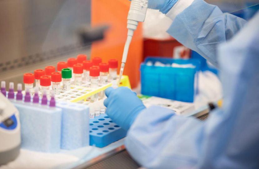 বৃটেনে প্রতিদিন করোনায় আক্রান্ত প্রায় ১ লাখ মানুষ