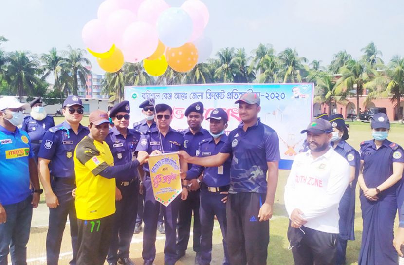 খেলাধুলা মানুষের মন থেকে অপরাধ প্রবণতা কমায় : বরিশাল পুলিশ সুপার