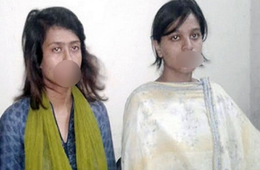 পটুয়াখালীতে সমকামিতার অভিযোগে দু’কিশোরী আটক