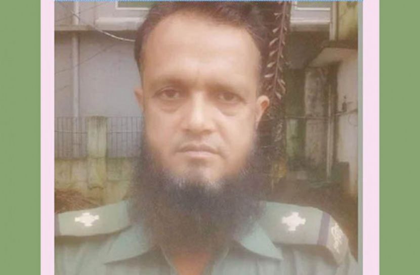 শুক্রবার থেকে মেডিকেলে রিমান্ডে থাকা এএসআই আশেক