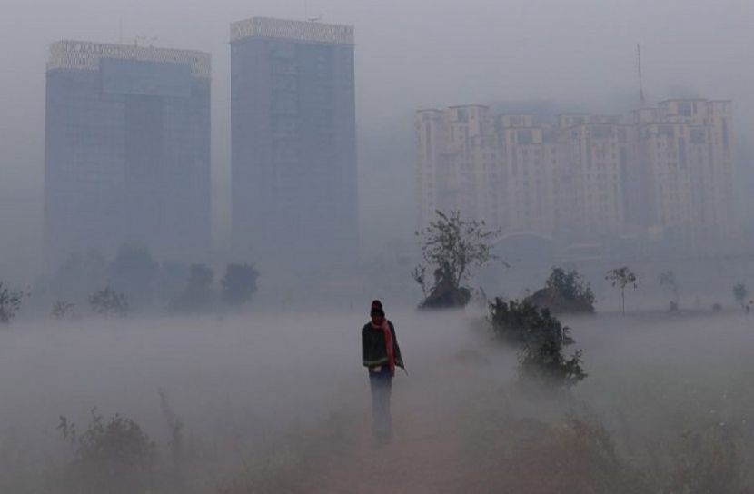 হাড়-কাঁপানো শীতে কুপোকাত দিল্লি
