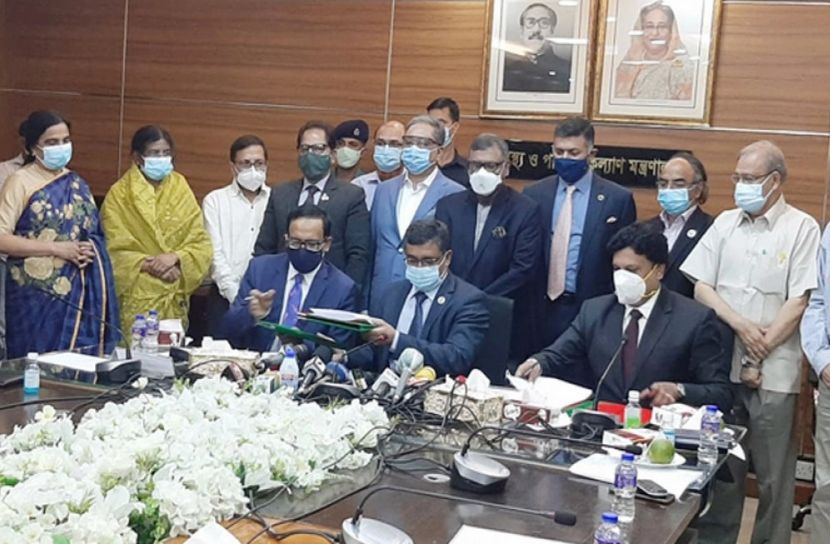 বাংলাদেশকে ৩ কোটি ডোজ ভ্যাকসিন দেবে ভারত