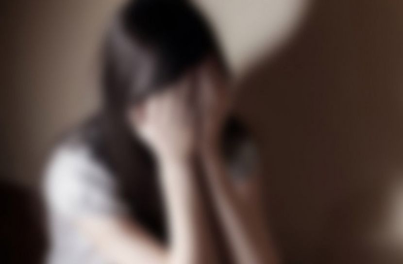 ধর্ষণে ব্যর্থ হয়ে তরুণীকে রাতভর নির্যাতন