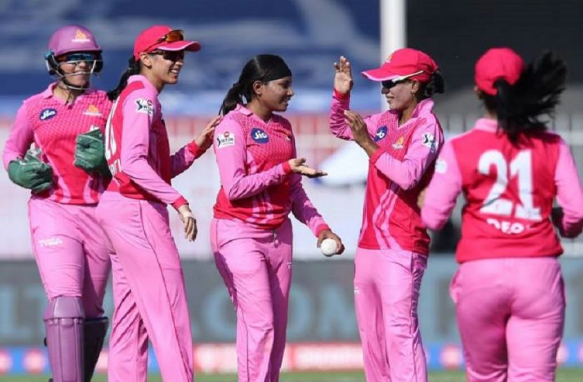 সালমার ট্রেইলব্লেজার্সের বিপক্ষে উড়ে গেলো জাহানারার ভেলোসিটি