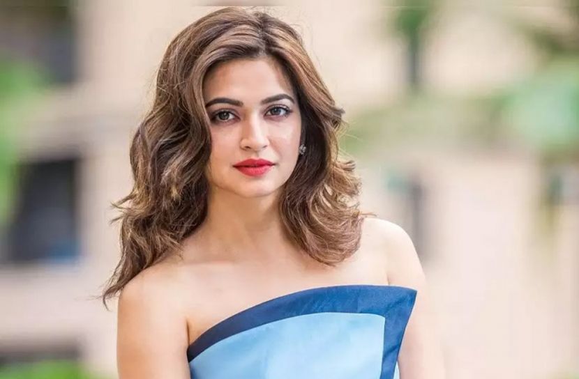 ম্যালেরিয়ায় আক্রান্ত  কৃতি খারবান্দা