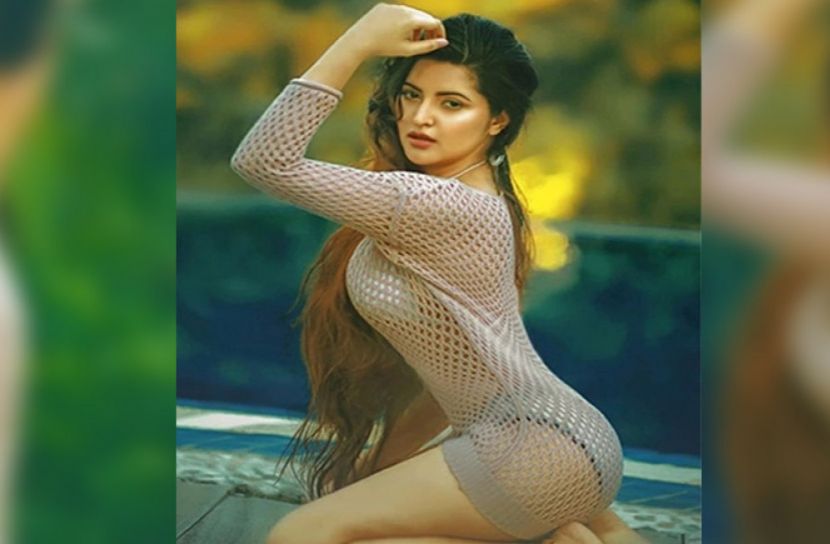 উন্মাদনা নিয়ে বেঁচে আছেন পরীমনি